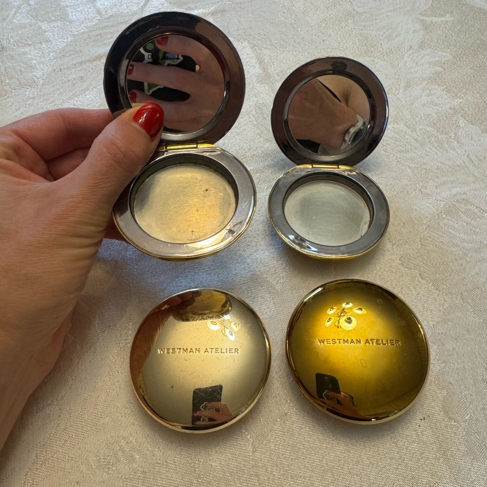 Westman Atelier Gold Compact - Picture 2 of 3